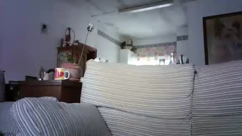 LOLA HUESO y ERIC online show from 11/14/25, 10:03