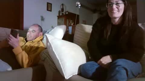 LOLA HUESO y ERIC online show from 01/13/26, 09:31