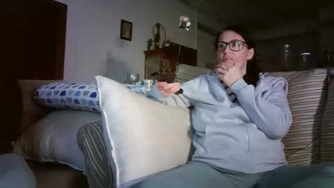 LOLA HUESO y ERIC online show from 01/16/26, 04:22