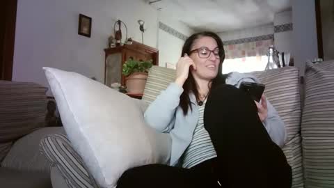 LOLA HUESO y ERIC online show from 02/03/26, 09:36