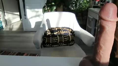 Snapshot of lolalustful chatting on 03/03/25, 09:26 Lola Lustful online show from 03/03/25, 09:26