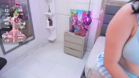 Snapshot of lolamaxi chatting on 11/05/25, 03:39 LOLA online show from 11/05/25, 03:39