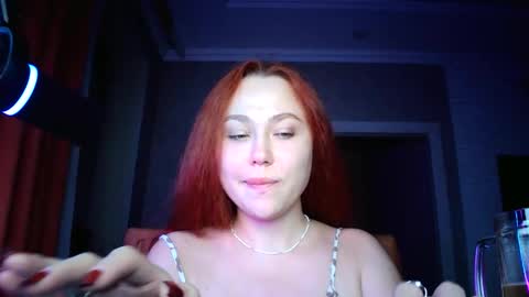 Snapshot of lolamint_ chatting on 09/10/25, 08:31 Lola online show from 09/10/25, 08:31