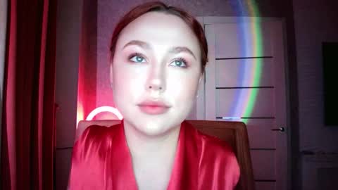 Snapshot of lolamint_ chatting on 09/26/25, 01:15 Lola online show from 09/26/25, 01:15