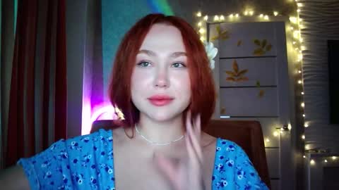 Snapshot of lolamint_ chatting on 10/16/25, 12:39 Lola online show from 10/16/25, 12:39