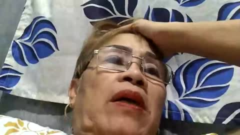 Snapshot of lolamommie chatting on 02/23/25, 01:10 tey online show from 02/23/25, 01:10