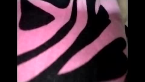 Snapshot of lolamommie chatting on 11/30/25, 10:36 tey online show from 11/30/25, 10:36