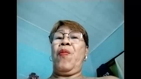 Snapshot of lolamommie chatting on 02/11/26, 06:51 tey online show from 02/11/26, 06:51