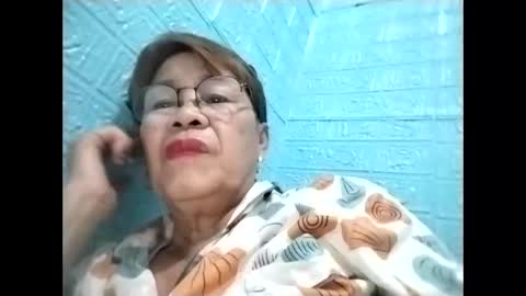 Snapshot of lolamommie chatting on 02/11/26, 09:09 tey online show from 02/11/26, 09:09