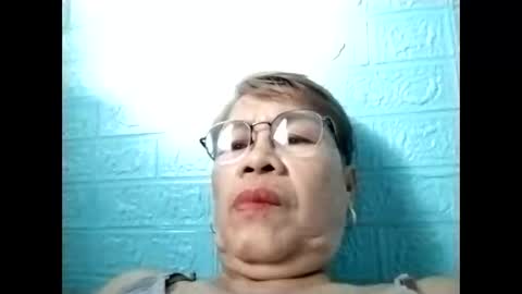 Snapshot of lolamommie chatting on 02/24/26, 08:56 tey online show from 02/24/26, 08:56