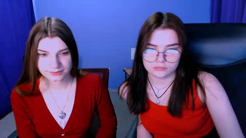 Snapshot of lolamrrr chatting on 12/11/24, 09:19 Lola pvt is OPEN online show from 12/11/24, 09:19