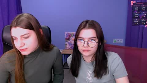 Snapshot of lolamrrr chatting on 12/17/24, 09:39 Lola pvt is OPEN online show from 12/17/24, 09:39