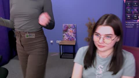 Snapshot of lolamrrr chatting on 12/17/24, 03:49 Lola pvt is OPEN online show from 12/17/24, 03:49