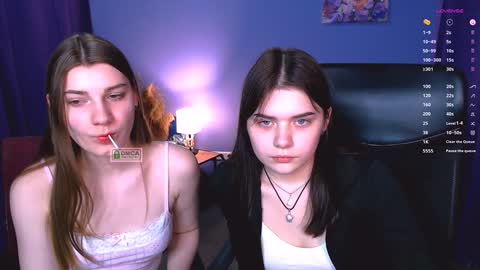 Snapshot of lolamrrr chatting on 12/23/24, 03:44 Lola pvt is OPEN online show from 12/23/24, 03:44