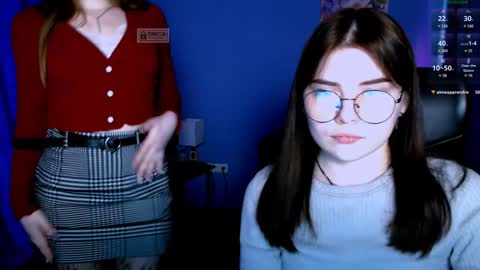 Snapshot of lolamrrr chatting on 12/25/24, 10:39 Lola pvt is OPEN online show from 12/25/24, 10:39