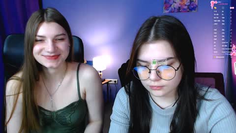 Snapshot of lolamrrr chatting on 12/28/24, 09:31 Lola pvt is OPEN online show from 12/28/24, 09:31