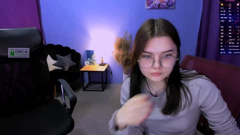 Snapshot of lolamrrr chatting on 01/31/25, 01:02 Lola pvt is OPEN online show from 01/31/25, 01:02