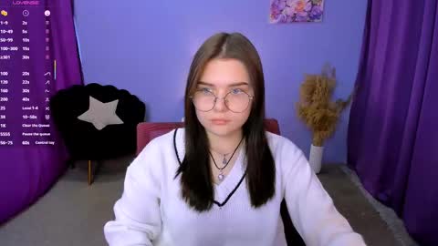 Snapshot of lolamrrr chatting on 02/10/25, 12:50 Lola pvt is OPEN online show from 02/10/25, 12:50