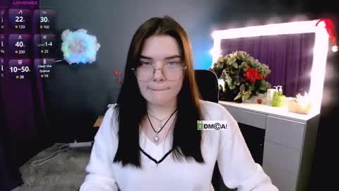 Snapshot of lolamrrr chatting on 02/11/25, 10:04 Lola pvt is OPEN online show from 02/11/25, 10:04