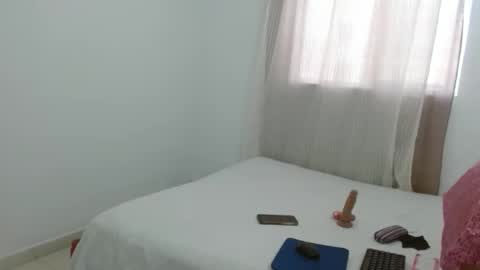 lolascarlettt online show from 11/08/25, 08:18