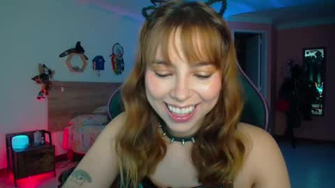 Snapshot of lolaverse chatting on 10/09/25, 05:44 Lola doll online show from 10/09/25, 05:44