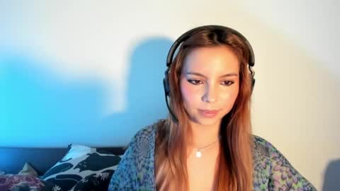 Lola doll online show from 05/07/26, 02:00