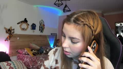 Lola doll online show from 07/12/26, 04:42