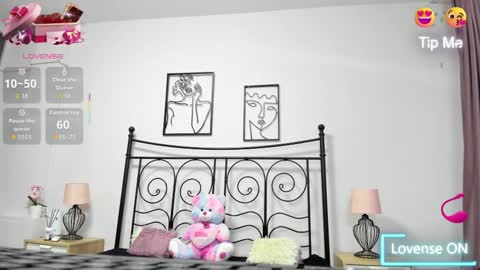 Lolla online show from 12/17/25, 06:08