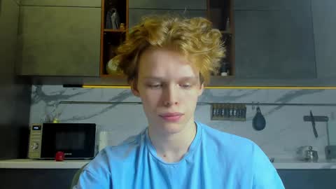 Snapshot of lolnoillimsary chatting on 04/28/26, 05:51 Nelis online show from 04/28/26, 05:51