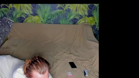 Snapshot of lolnoillimsary chatting on 07/24/26, 04:27 Nelis online show from 07/24/26, 04:27