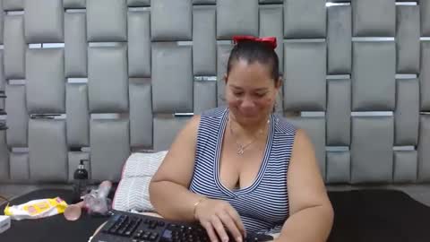 loly47 online show from 09/22/25, 03:47