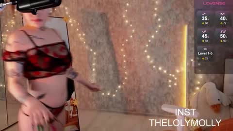 Molli online show from 11/16/25, 10:10