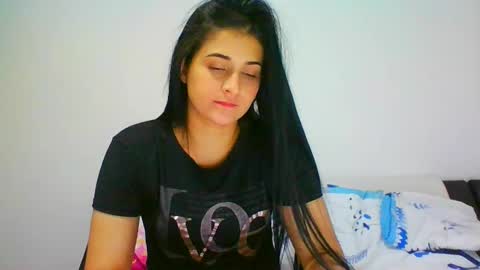 Snapshot of lomaslindosoyyo chatting on 12/19/24, 12:34 estehfania online show from 12/19/24, 12:34