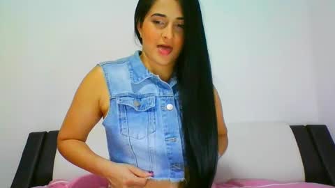 Snapshot of lomaslindosoyyo chatting on 02/08/25, 07:05 estehfania online show from 02/08/25, 07:05