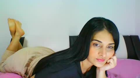 Snapshot of lomaslindosoyyo chatting on 02/08/25, 10:08 estehfania online show from 02/08/25, 10:08