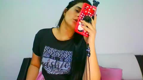 Snapshot of lomaslindosoyyo chatting on 02/09/25, 01:22 estehfania online show from 02/09/25, 01:22