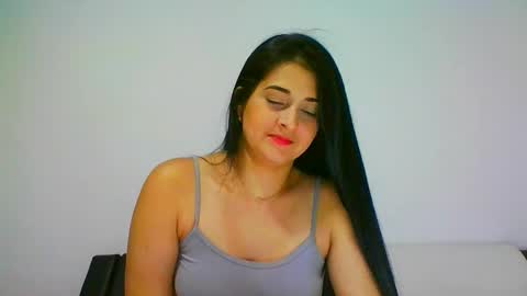 Snapshot of lomaslindosoyyo chatting on 02/13/25, 11:37 estehfania online show from 02/13/25, 11:37