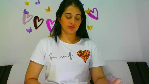 Snapshot of lomaslindosoyyo chatting on 02/16/25, 12:52 estehfania online show from 02/16/25, 12:52
