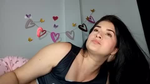 estehfania online show from 07/06/26, 10:56