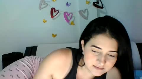 estehfania online show from 07/11/26, 10:00