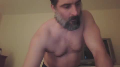 Snapshot of loml44 chatting on 02/05/25, 01:26 THE SEXIEST MAN ALIVE online show from 02/05/25, 01:26