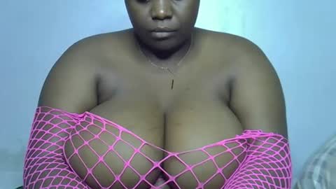lomyenom56 online show from 04/19/26, 06:32