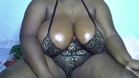 lomyenom56 online show from 04/23/26, 03:03