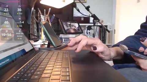 london_lad_101 online show from 03/06/26, 10:01