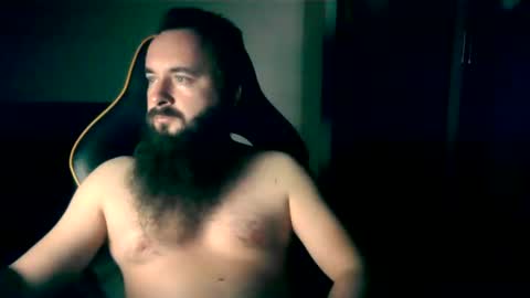 Snapshot of london_man1988 chatting on 12/27/24, 04:32 london_man1988 online show from 12/27/24, 04:32