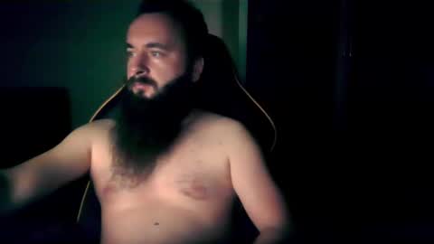 Snapshot of london_man1988 chatting on 12/30/24, 05:02 london_man1988 online show from 12/30/24, 05:02