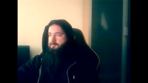 Snapshot of london_man1988 chatting on 03/02/25, 07:32 london_man1988 online show from 03/02/25, 07:32