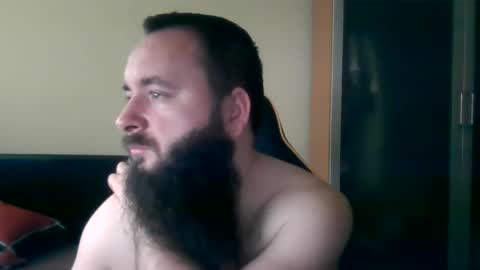 london_man1988 online show from 02/19/26, 10:33