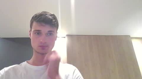 Snapshot of london_tomy chatting on 09/14/25, 11:37 london_tomy online show from 09/14/25, 11:37