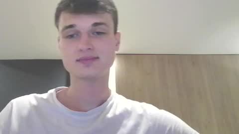 Snapshot of london_tomy chatting on 10/04/25, 01:14 london_tomy online show from 10/04/25, 01:14